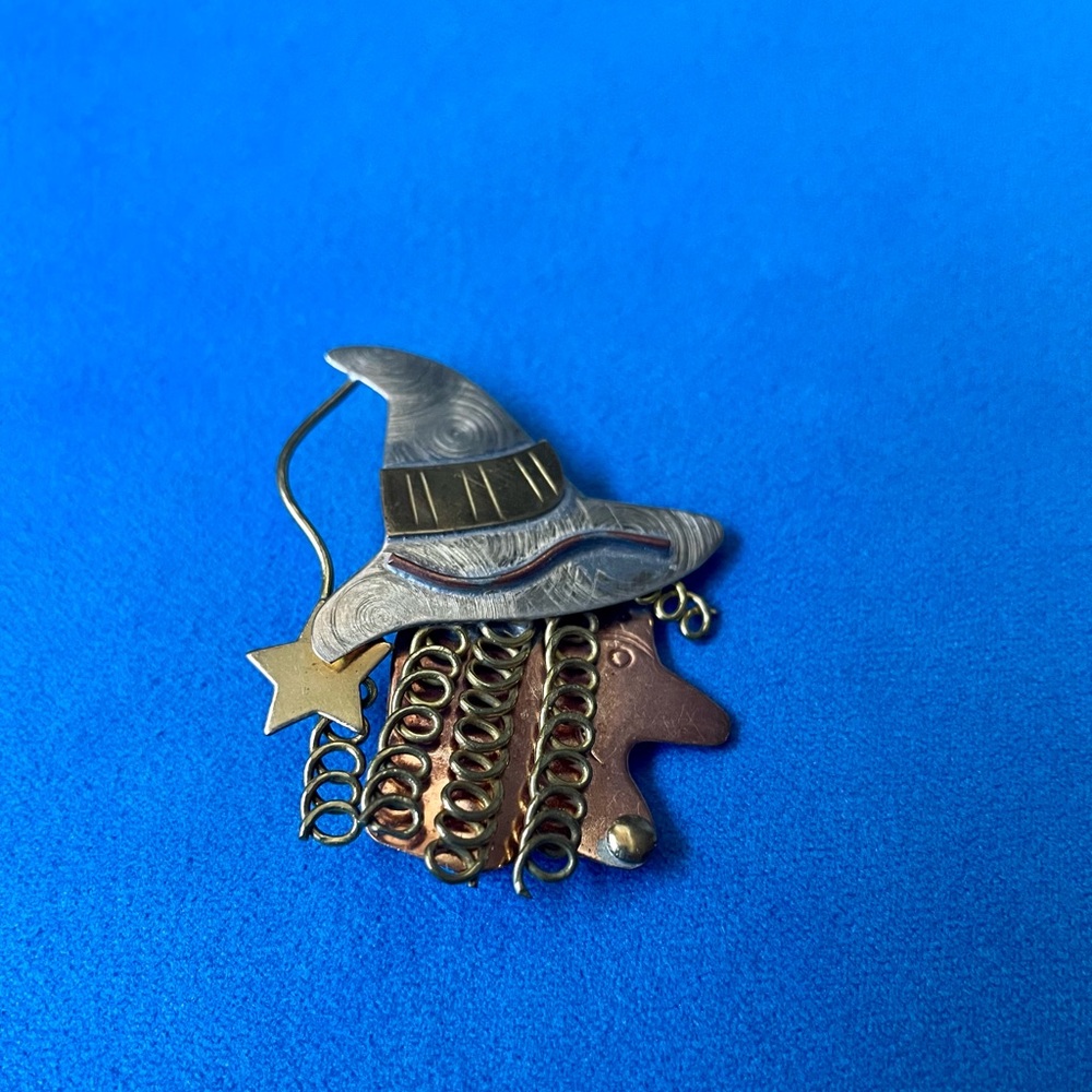 Witch pin